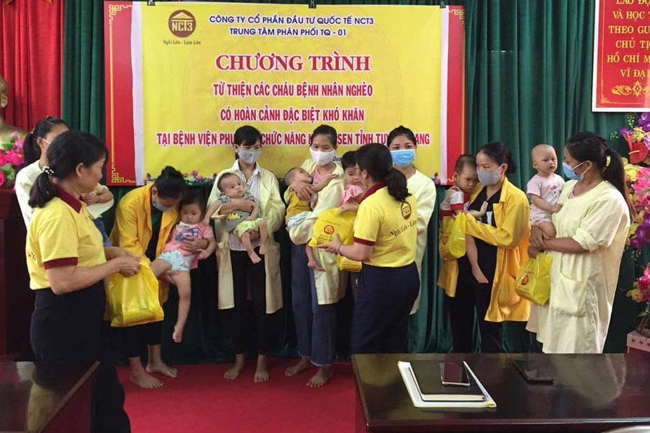 Chuyến Đi Từ Thiện Tới Bệnh Viện Phục Hồi Chức Năng Hương Sen - Tỉnh Tuyên Quang