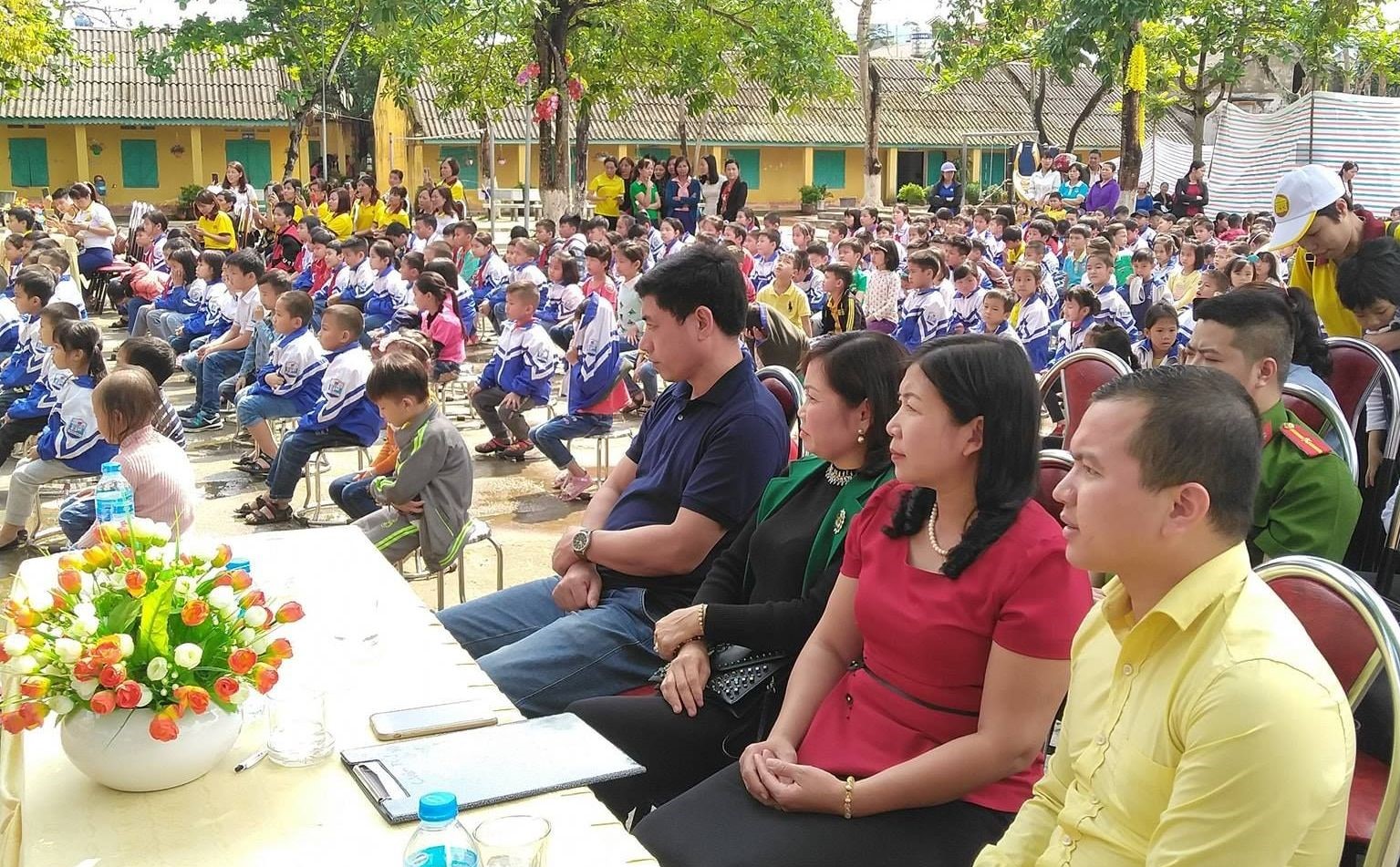 Ban Lãnh Đạo Công Ty CP Đầu Tư Quốc Tế NCT3 Cùng Tổng Đại Lý Và Nhà Phân Phối Đi Từ Thiện Tặng 1.100.000.000₫ Cho Các Bé Trẻ Em Nghèo Tại Huyện Sơn Dương - Tỉnh Tuyên Quang